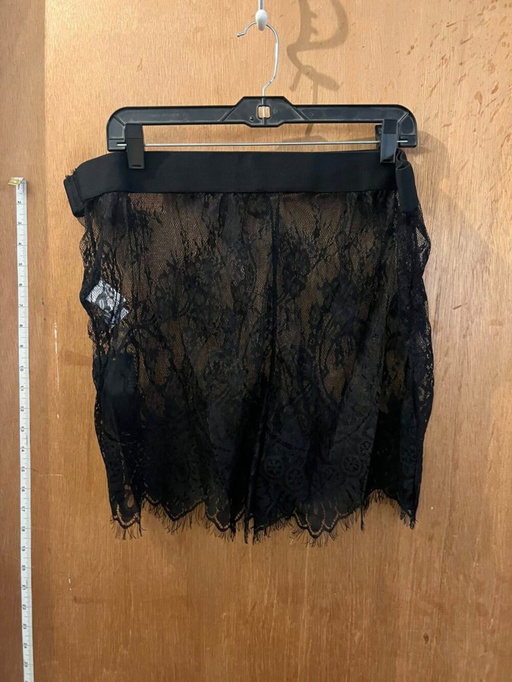 Size 26 - Shein - NWT - Black Lace Shorts - Picture 7 of 8